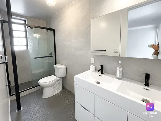 Rented by MAPT Residential LLC | media 11