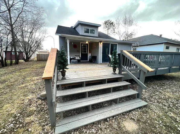 306 Ekman Ave, Marble, MN 55764
