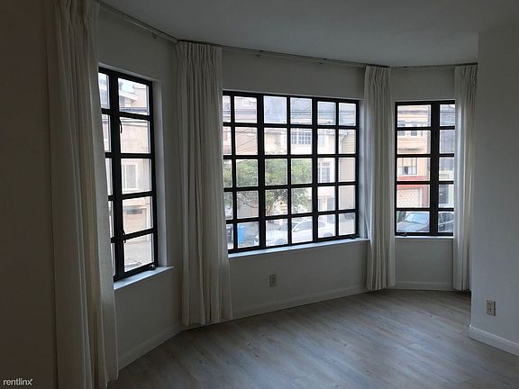 3rd image of 467 19th Ave APT 1