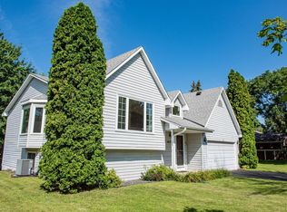 10538 National St NE, Blaine, MN 55014