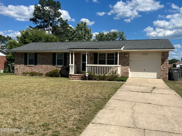 3737 Colonial Cove, Hope Mills, NC 28348