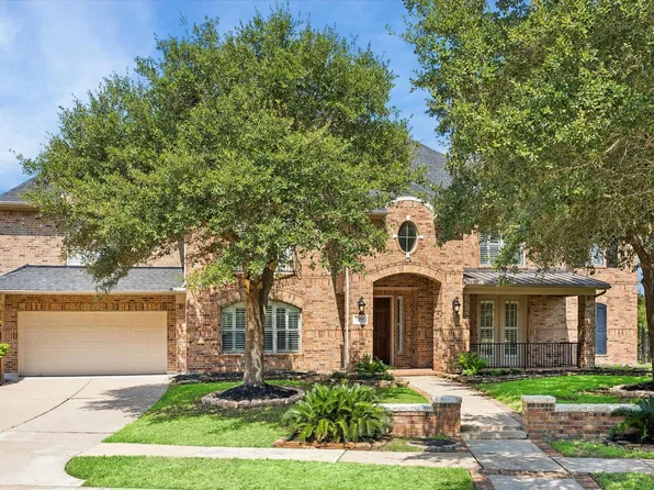 18715 N Thomas Shore Dr, Cypress, TX 77433
