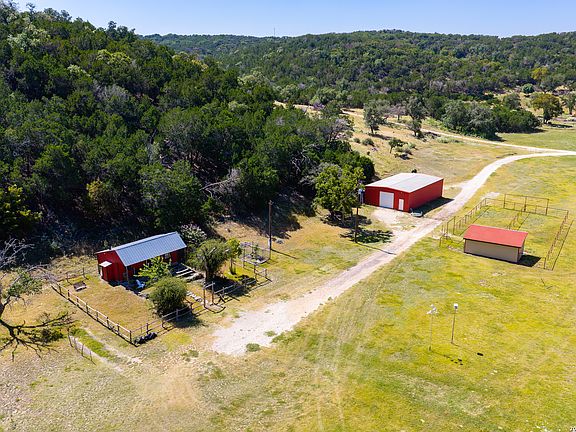 4th image of 2954 Goat Creek Rd
