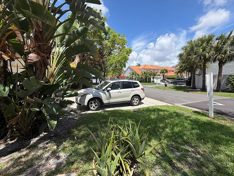 3780 Amalfi Dr #3780 — Photo 64