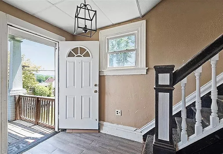 607 Meadow Ave — Photo 9