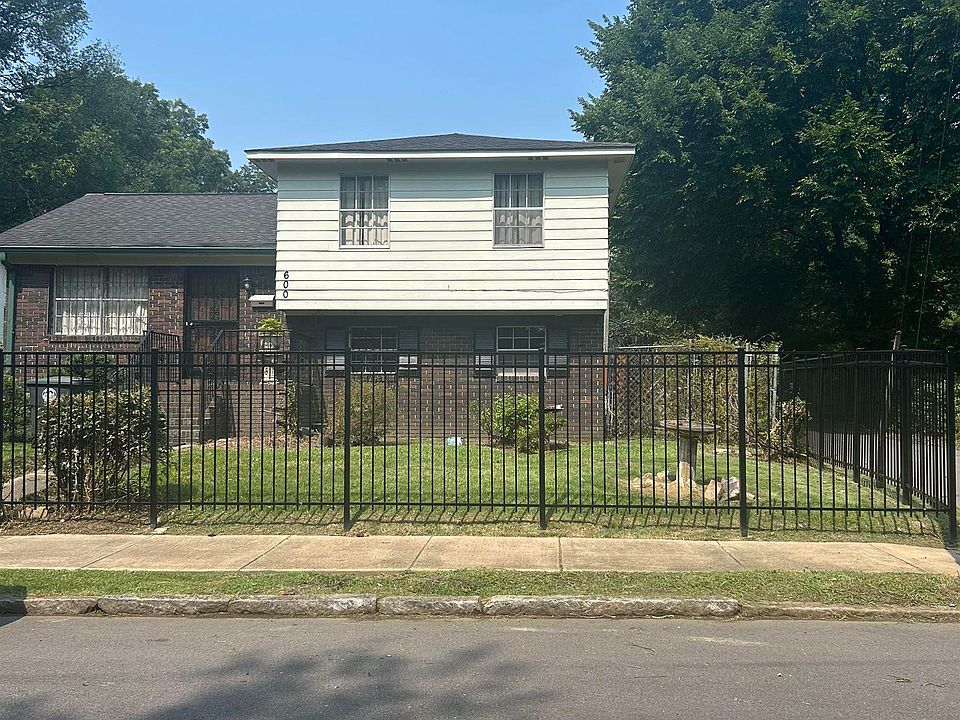 1st image of 600 Avenue U