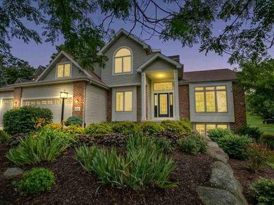6212 Oak Hollow Dr, Oregon, WI, 53575