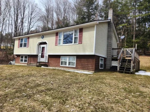 4 Bryson Place, Claremont, NH 03743