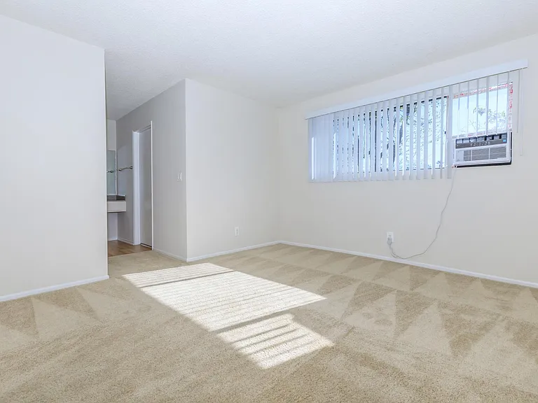 2 Bed 2 Bath Master