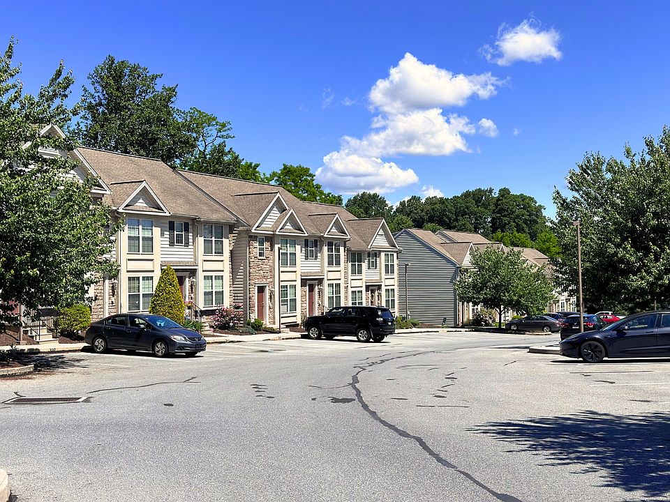 1st image of 257 Ammon Ave