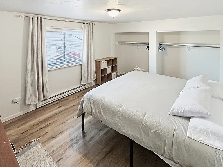 2405 W Elizabeth St — Photo 7