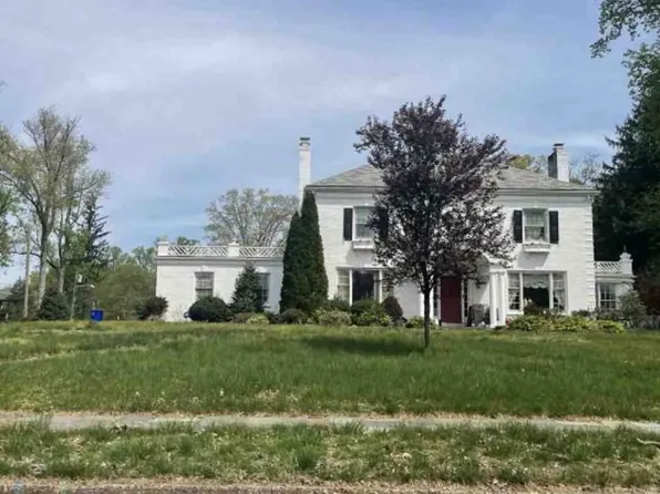 450 Hunter St, Woodbury, NJ 08096