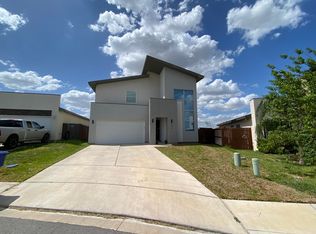 516 Jazmin Rd, Laredo, TX 78043