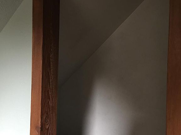 4th image of 521 Westover St
