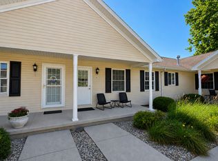 503 W Randolph St #B, Heyworth, IL 61745