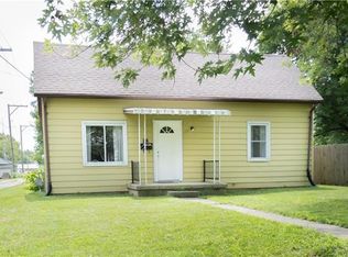 517 E 10th St, Rushville, IN