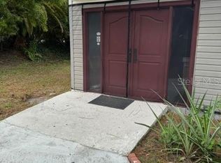 2810 61st St, Sarasota, FL 34243