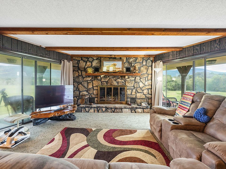 13th image of this home