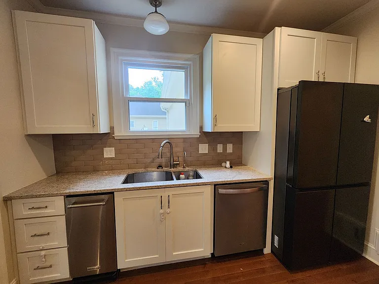 270 S Shore Dr — Photo 22