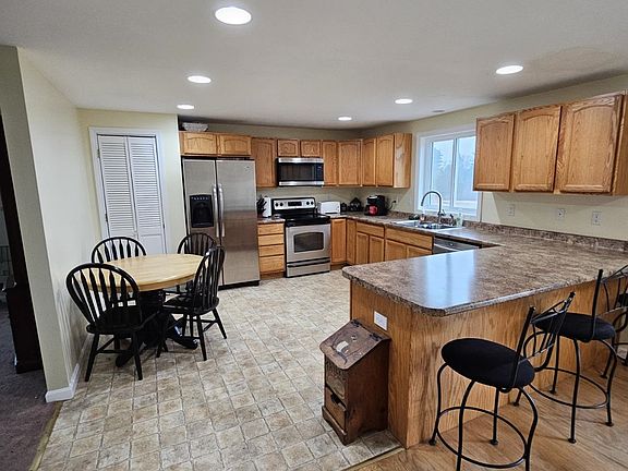 2nd image of 420 Old Rochester Road