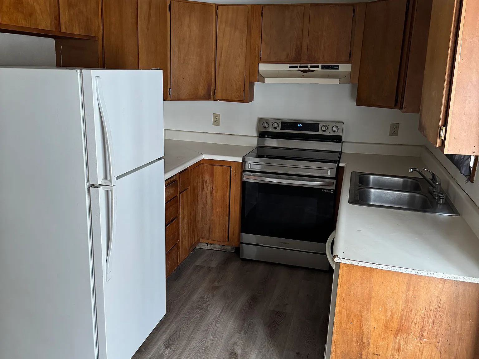 2 bed, 800 sqft, $1,400 — Photo 2