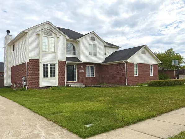 55856 Serene Dr, Macomb, MI 48042