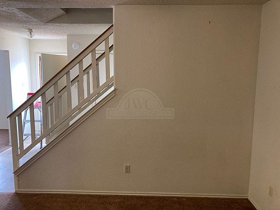 3rd image of 2607 Schulze Dr