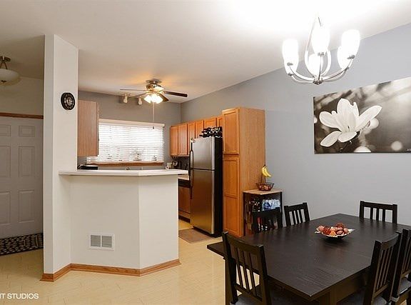 4th image of 535 Stonegate Dr #C
