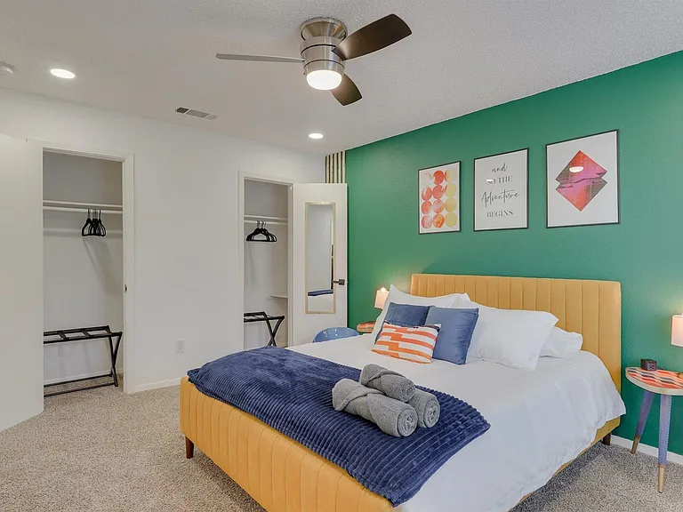 6048 Holiday Ln — Photo 28