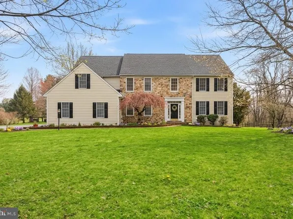 22 Springlea Ln, Chester Springs, PA 19425