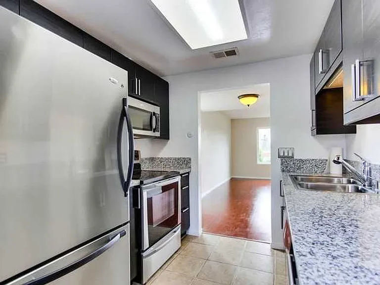 7855 Rancho Fanita Dr #A — Photo 6