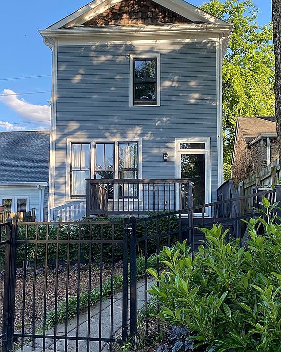 2nd image of 1016 Jackson St