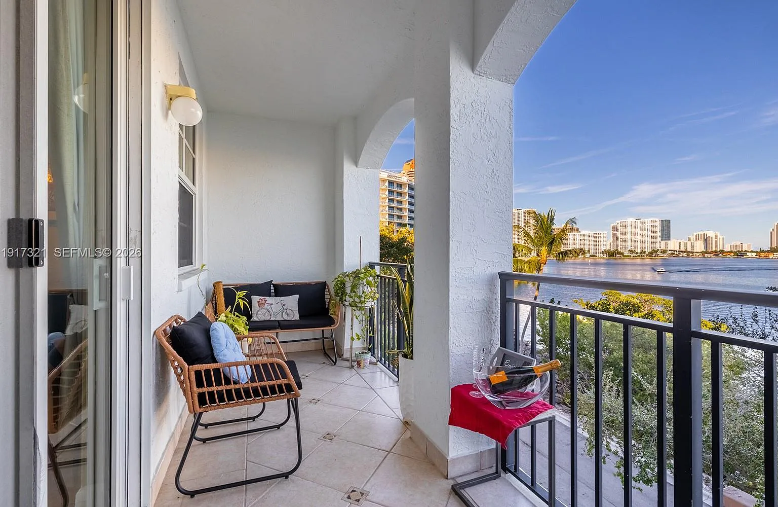 Village By The Bay Condo — Photo 4