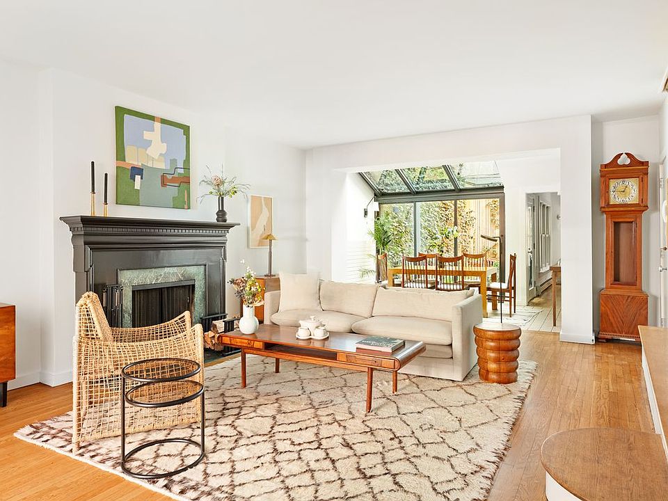 1st image of 25 Bedford St