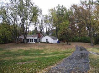 10 Glenmaro Ln, Saint Louis, MO