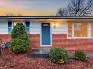 426 7th St NW, North Canton, OH