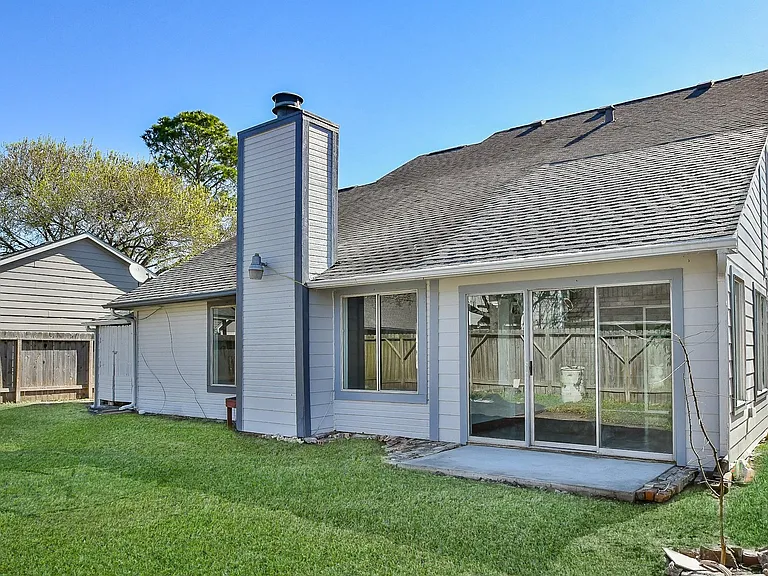 11414 Chariot Dr — Photo 30