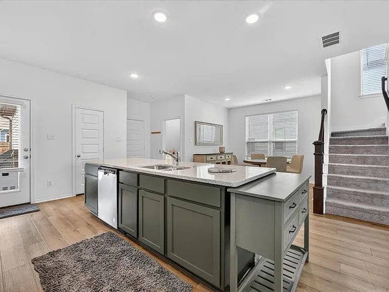 2921 Dixondale Dr — Photo 37