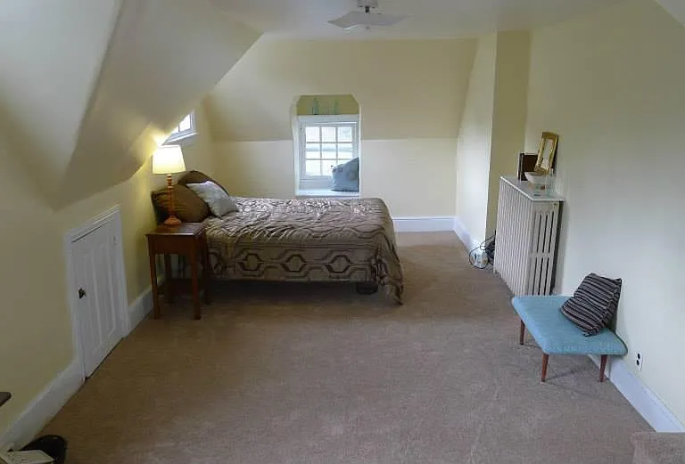 200 S Church St #1 — Photo 4