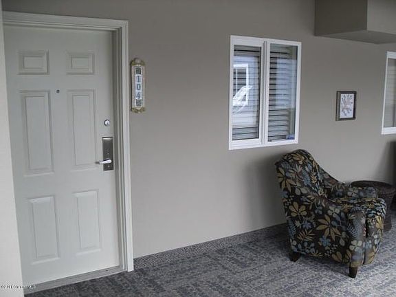 Enclosed Hallway Entry