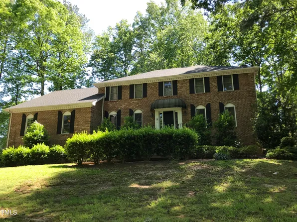 501 Queensferry Rd, Cary, NC 27511