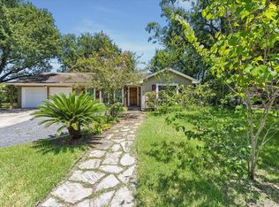 5154 Beechnut St, Houston, TX 77096