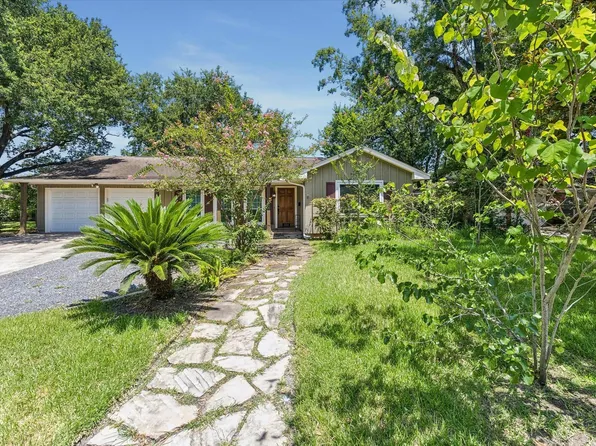 5154 Beechnut St, Houston, TX 77096