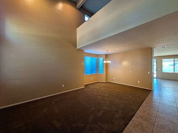 2nd image of 202 E Calle Vivaz