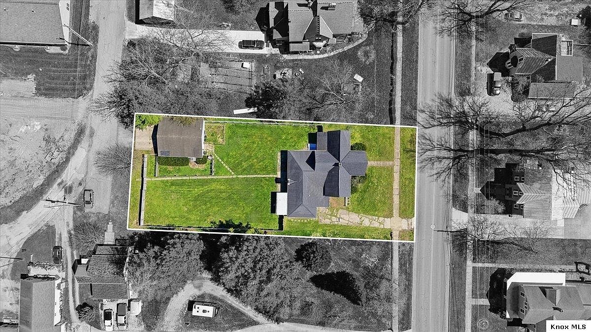 Listing photo 5 for 122 W Sandusky St