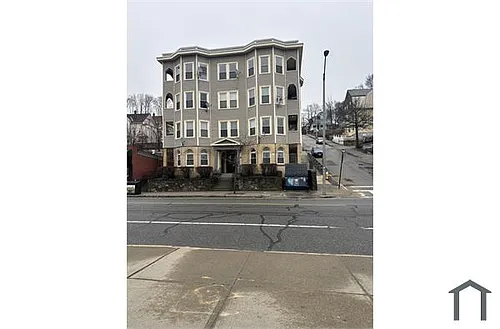 167 Lincoln St Photo 1