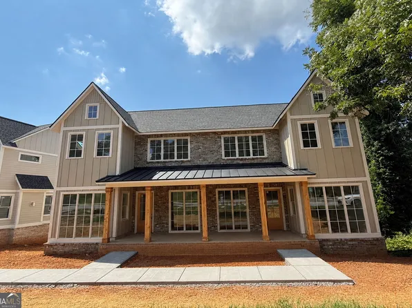 1053 Riverside Dr, Gainesville, GA 30501