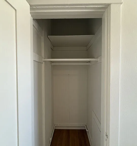 1249 S Tremaine Ave — Photo 14