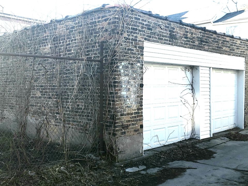 Building Photo 3