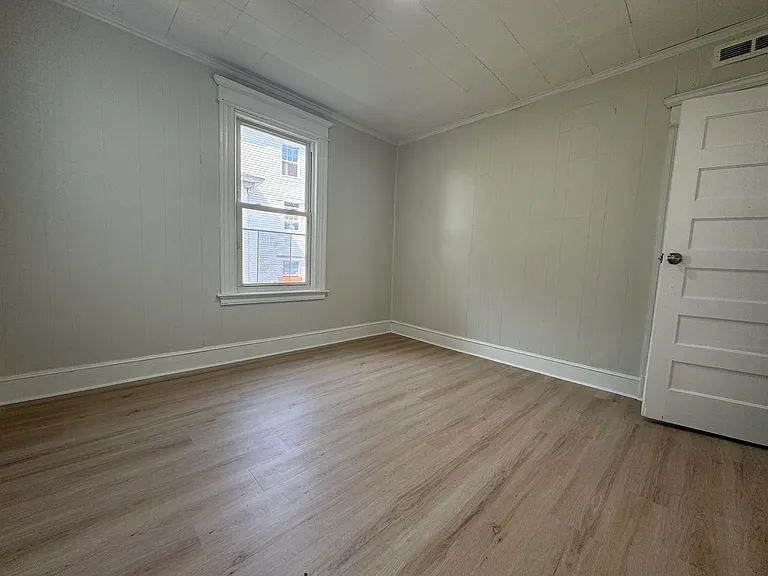 143 Hill St #2B — Photo 9